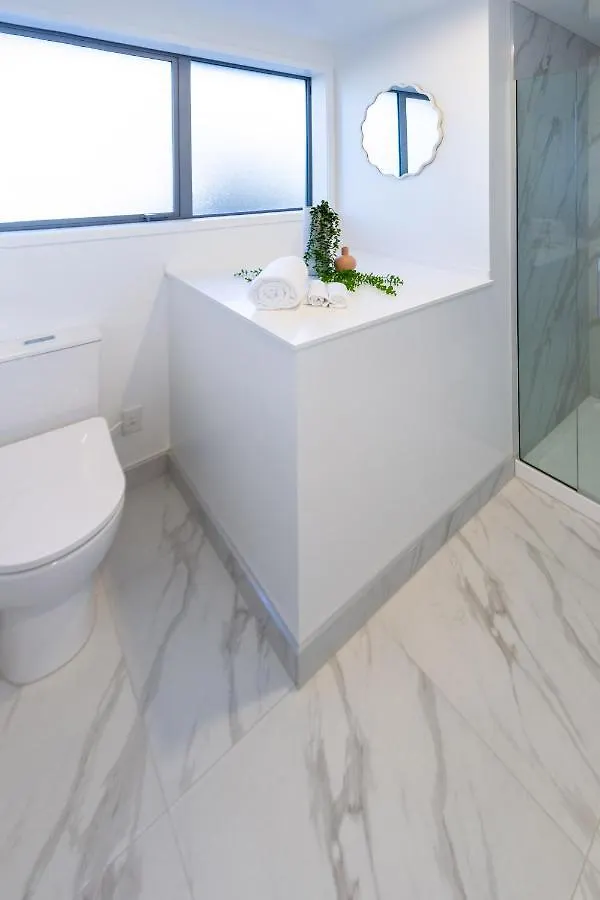 Апартаменты Urban Park Escape 2 Bed 2 Bath W/Carpark Крайстчёрч 0*,